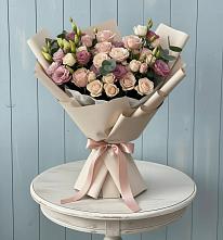 Букет цветов из:  Розы и Лизиантусы в Ашукино