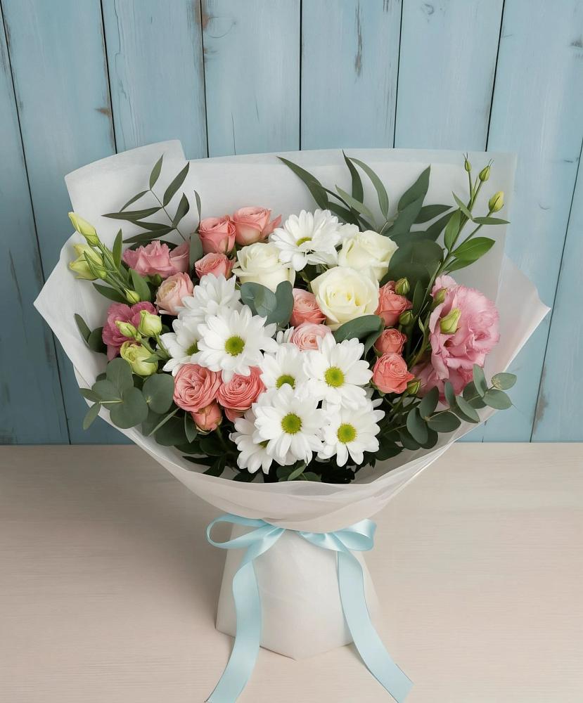 Букет цветов из: Розы, Лизиантусы и Хризантемы в Ашукино