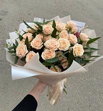 Букет Кремовые розы Латте в Ашукино