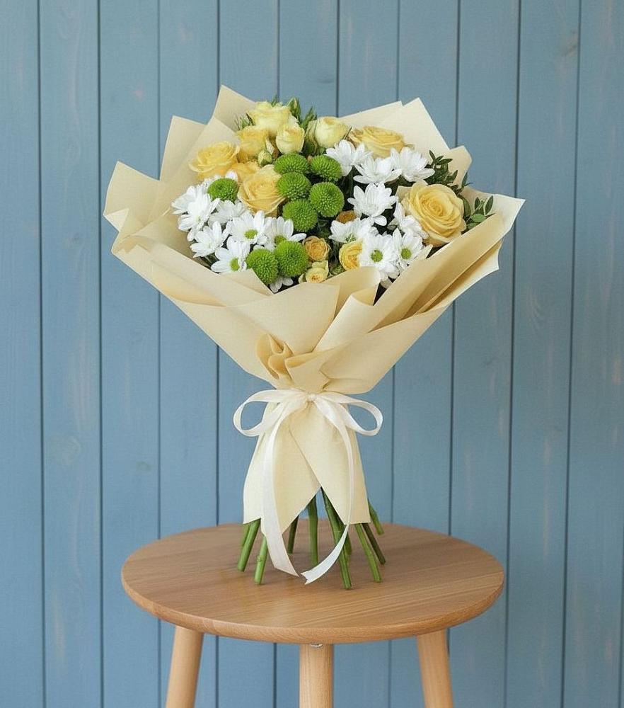 Букет цветов из: Хризантемы и Розы в Ашукино