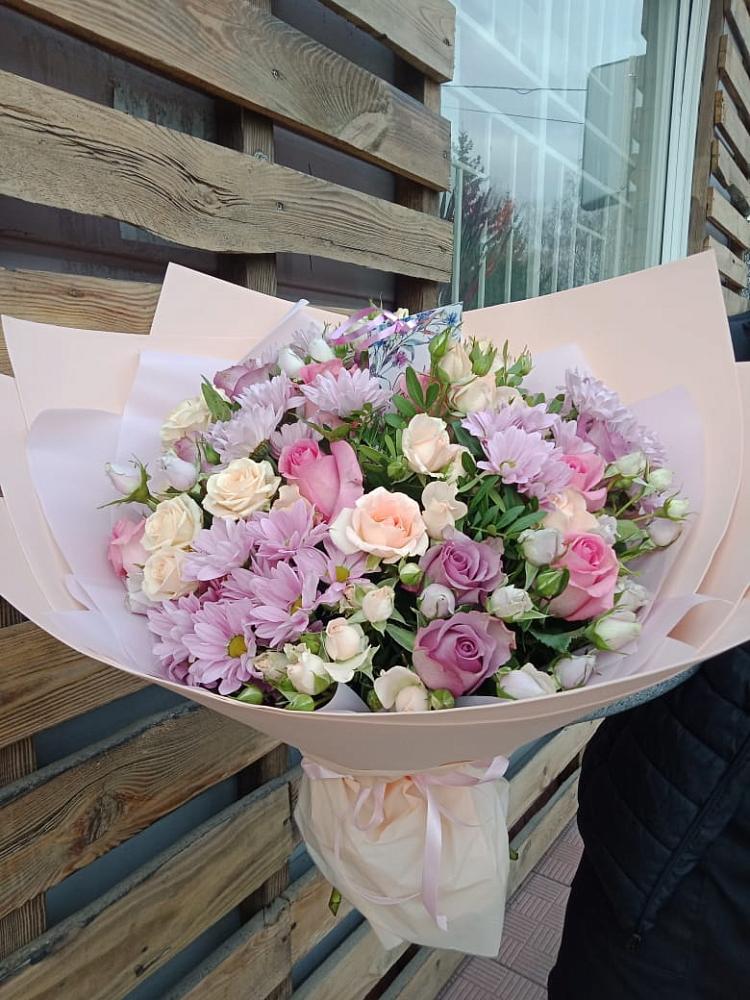 Букет цветов из: Розы и Хризантемы в Ашукино