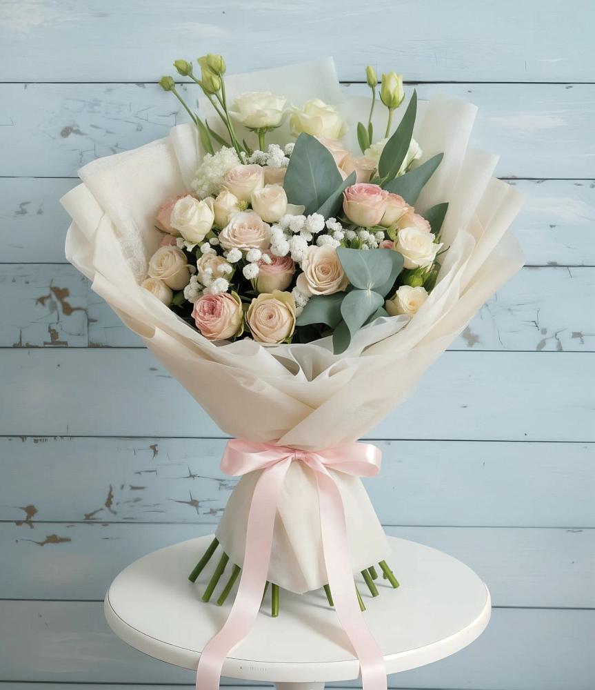 Букет цветов из: Розы и Лизиантусы в Ашукино