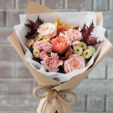 Букет цветов из:  Гвоздики, Хризантемы и Розы в Ашукино