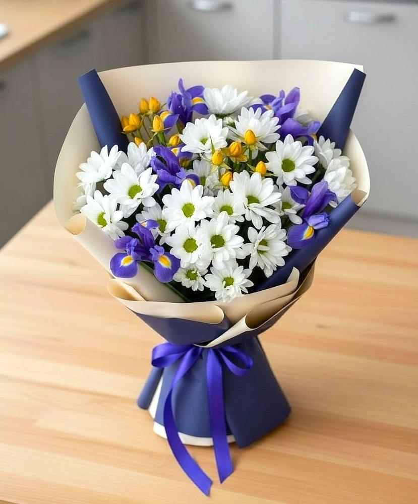Букет цветов из: Розы, Ирисы и Хризантемы в Ашукино