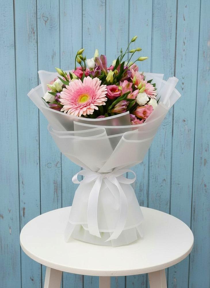 Букет цветов из: Герберы, Альстромерии и Лизиантусы в Ашукино