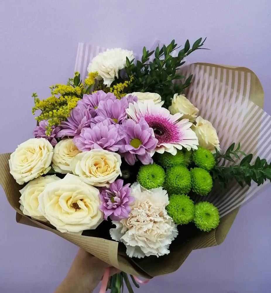 Букет цветов из: Хризантемы, Розы, Гвоздики и Герберы в Ашукино